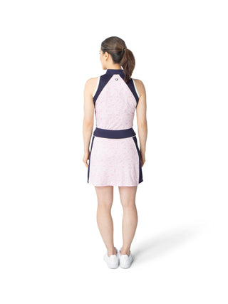 women's skort in bunker print for golf