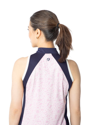 women's sleeveless top in bunker print for golf